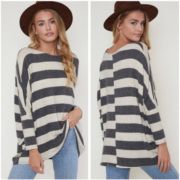💥Host Pick💥BoHo Ultra Soft Stripped Top - Picture 1 of 2